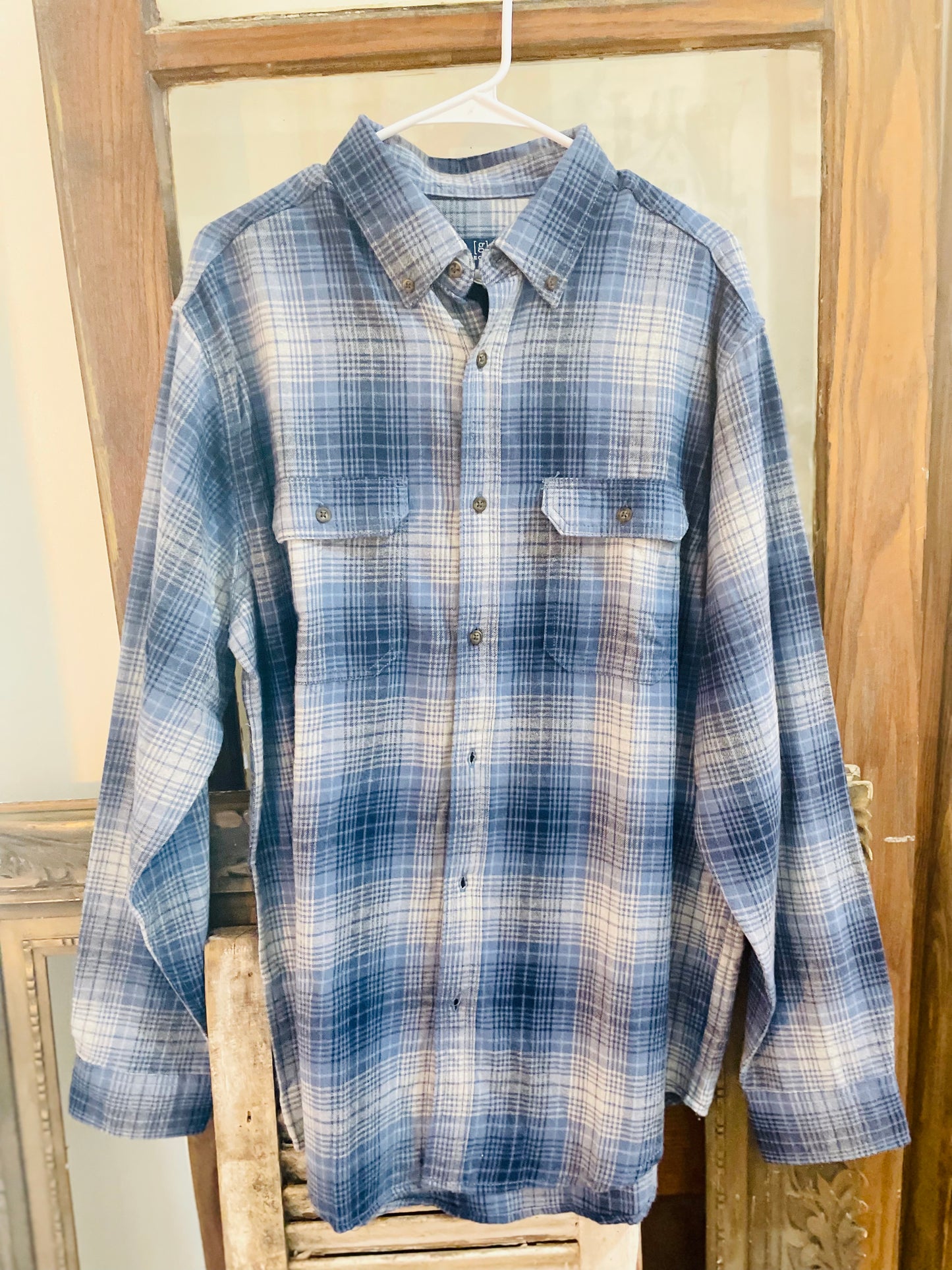 Blue Tri-Star Flannel: Large