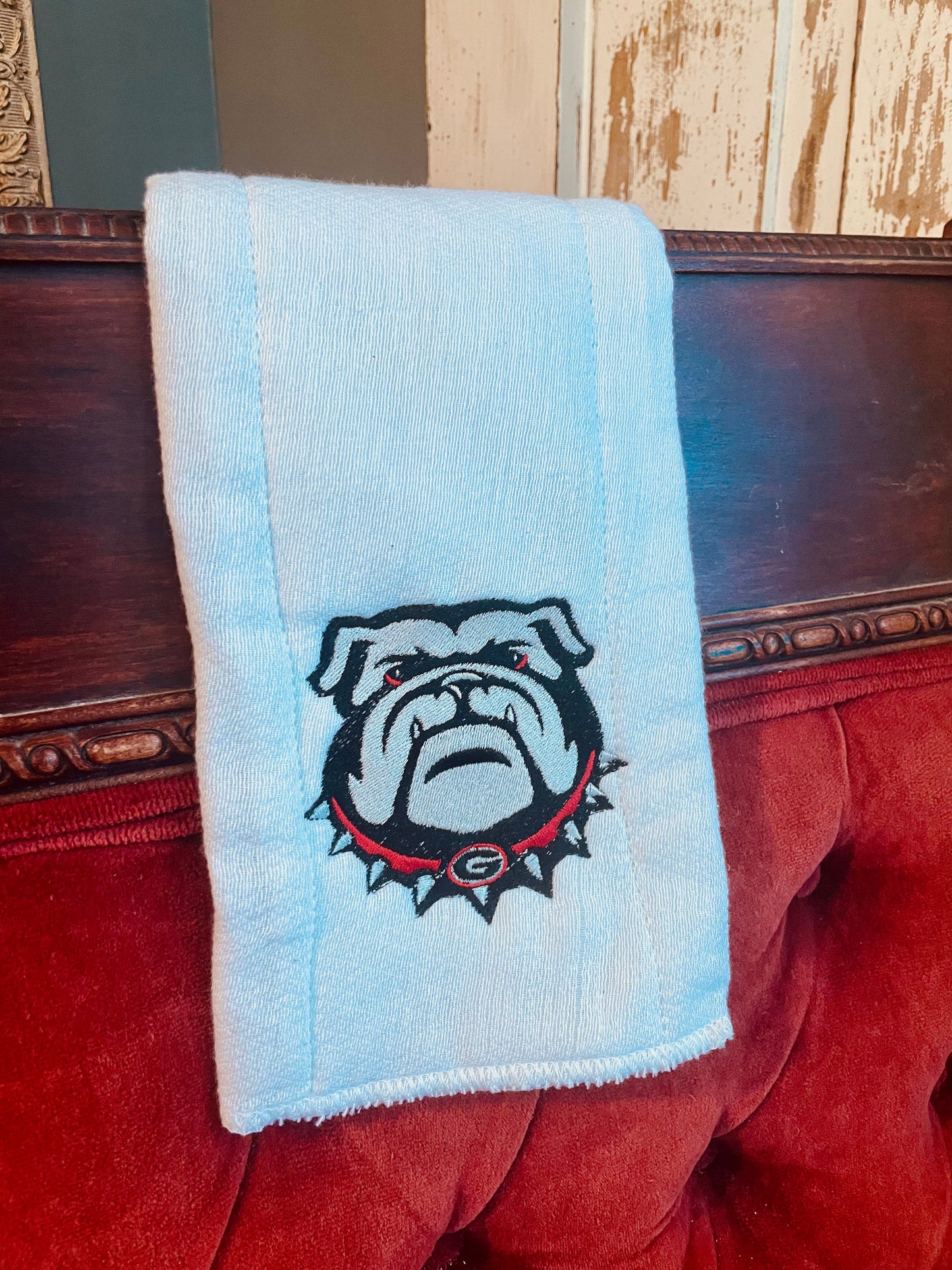 Georgia Bull Dog Burp Cloth